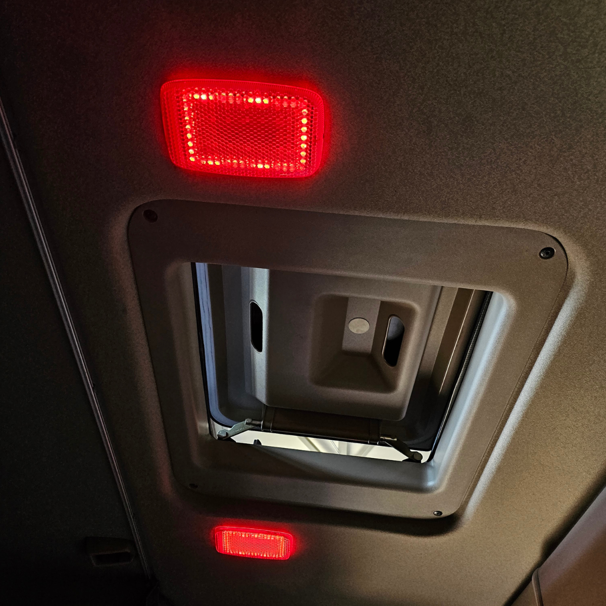 Scania R,P,G-Series Dual Colour Interior LED Lights (2004-2016)