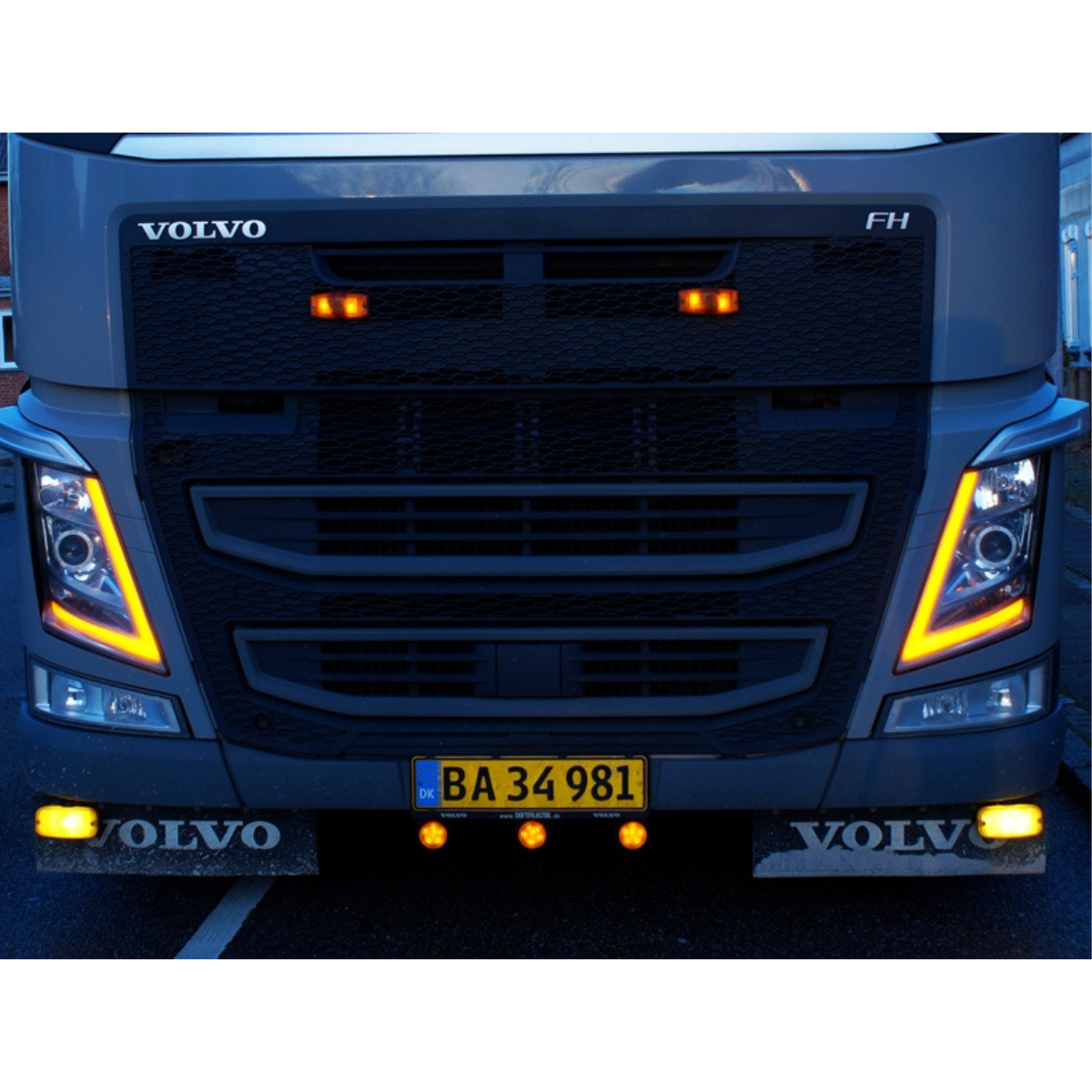 Volvo FH4 LED DRL Conversion Kit