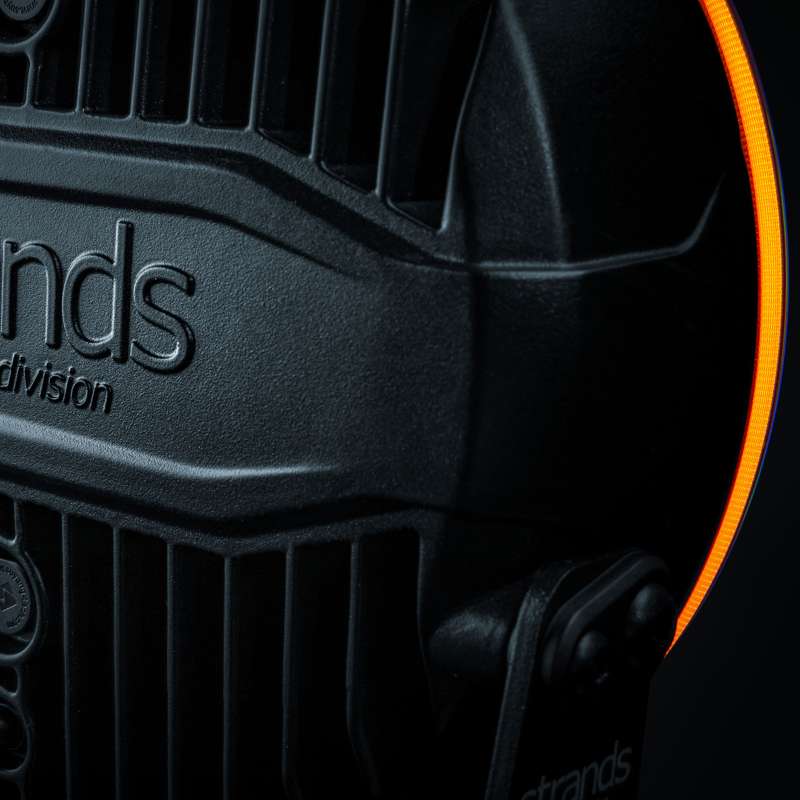 [STRANDS] FIREFLY PRO DRIVING LIGHT 9″