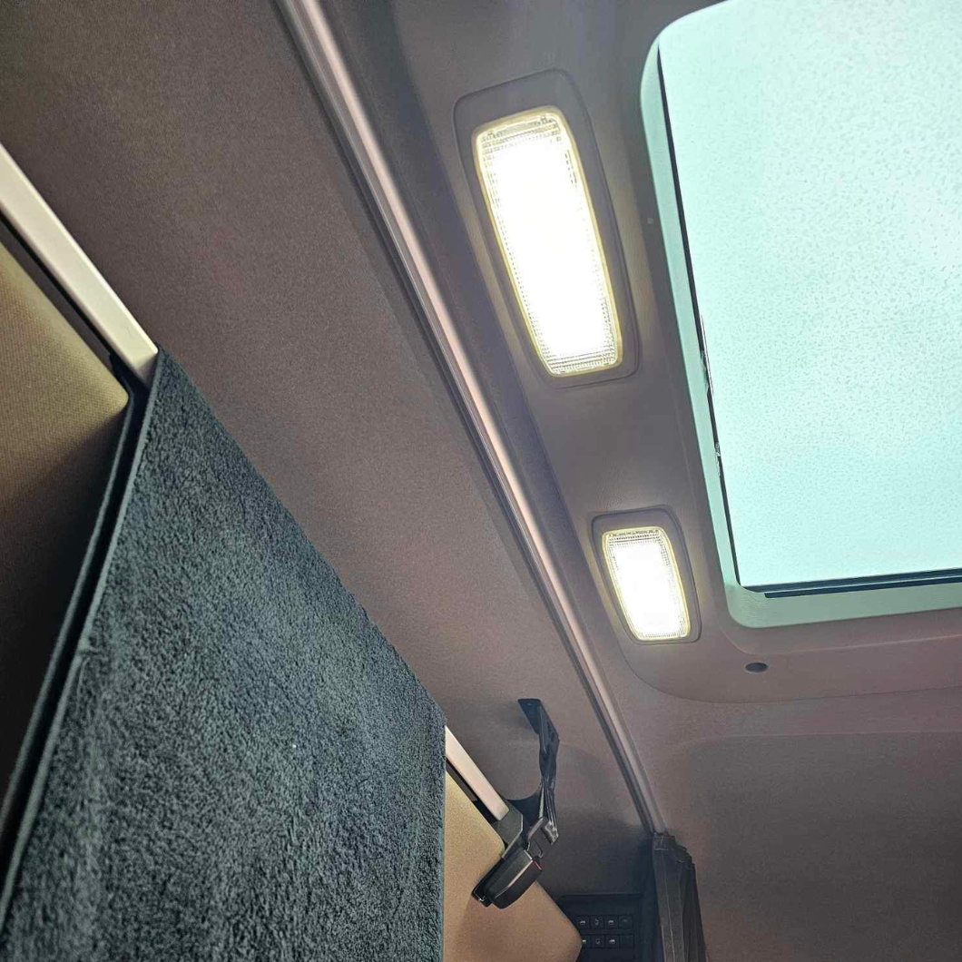 MAN TG3 Dual color interior lights (2020+)