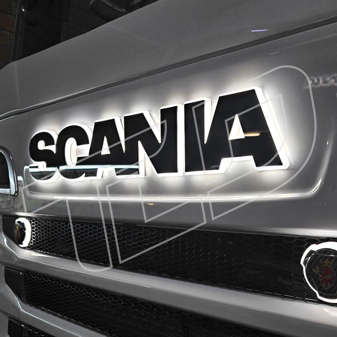 Scania Illuminated Grill Badge – LED Front Letter Sign (83 × 13 cm)