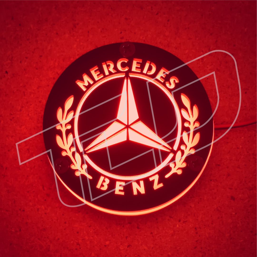 |TLD| Mercedes illuminated badge (8cm)