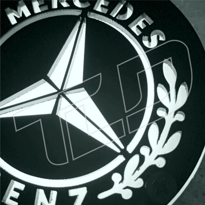 |TLD| Mercedes illuminated badge (8cm)