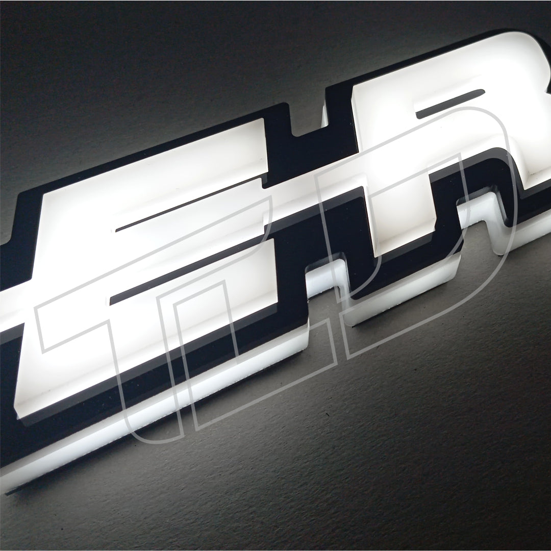 ‘SUPER’ 3D Illuminated Grill Badge